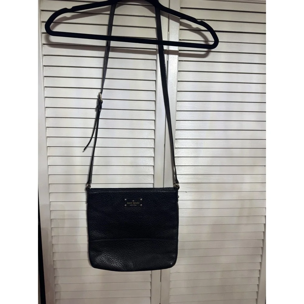 Kate Spade NY Grove Court Cora Crossbody Bag Black